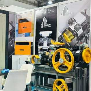 Traction machines display